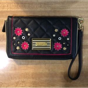 Betsy Johnson Cute Girly Quilted Flower Appliqué Clutch